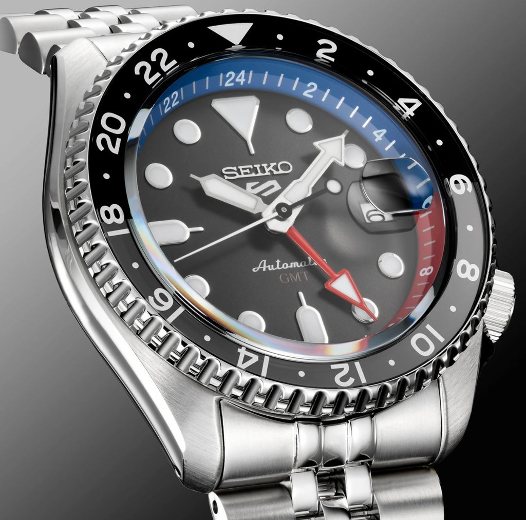 Seiko 5 Sport GMT | Pepsi - (Ref.SSK019K1)