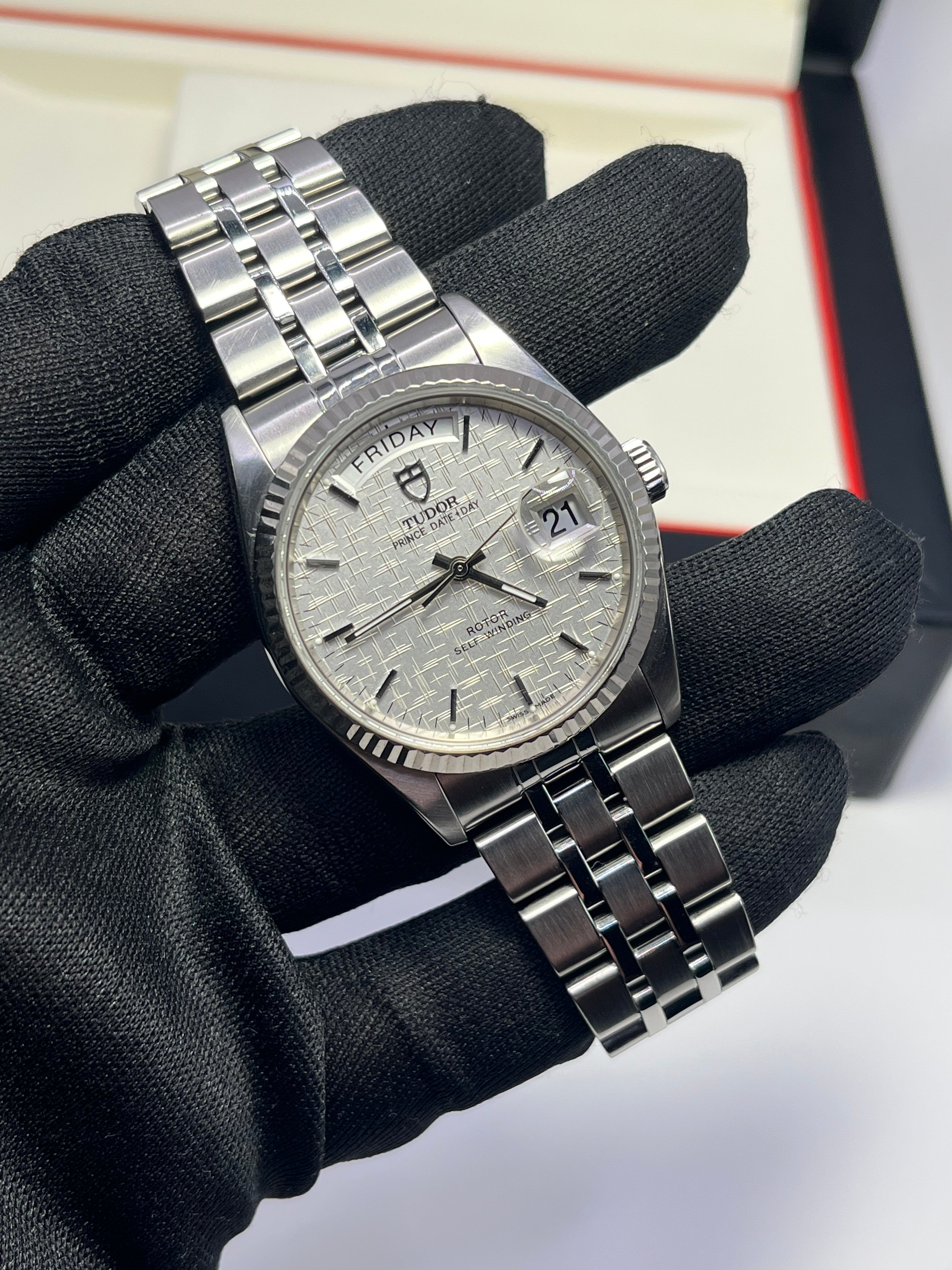 Tudor Prince Day-date 76214 Linen