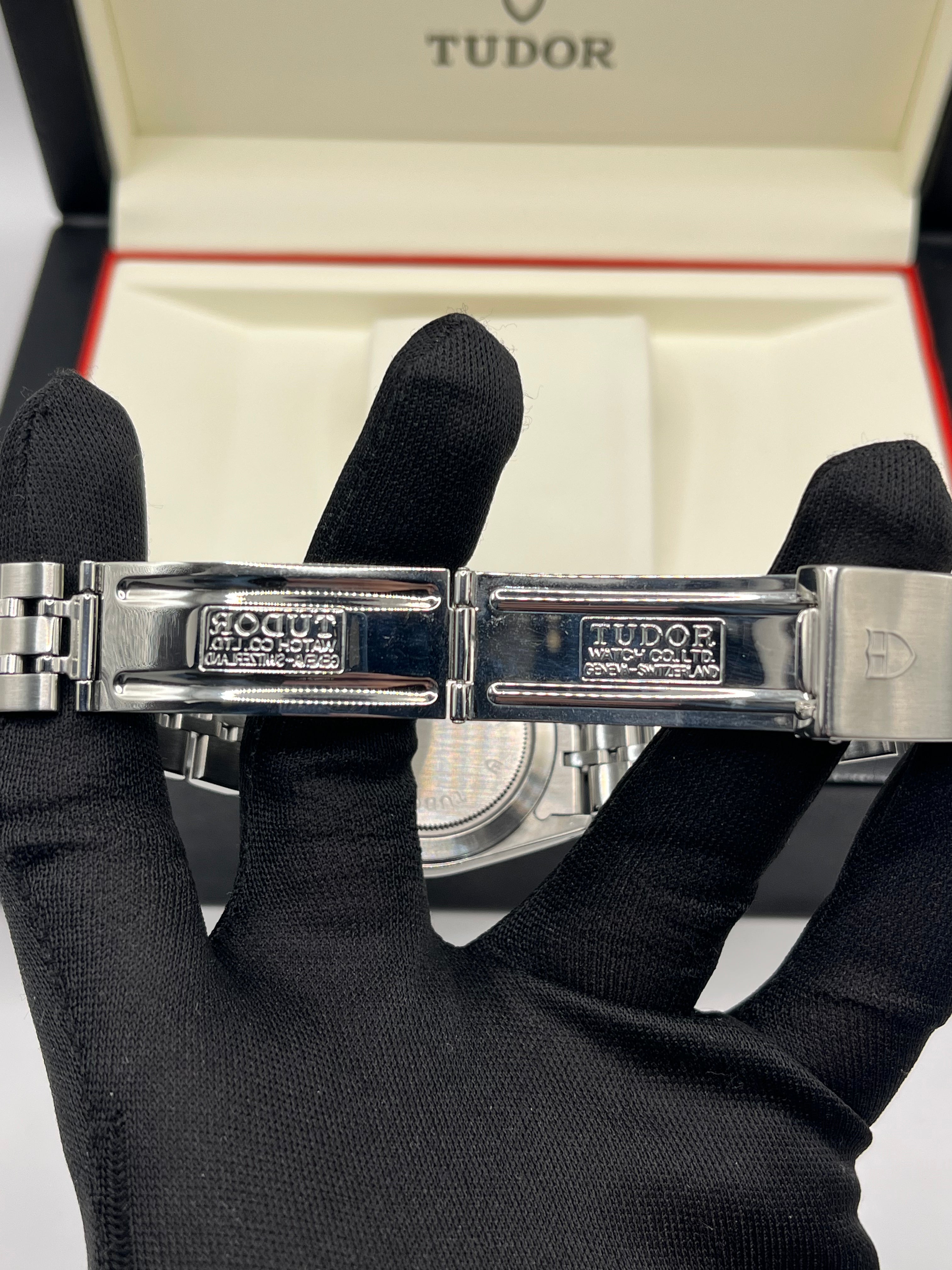 Tudor Prince Day-date 76214 Linen